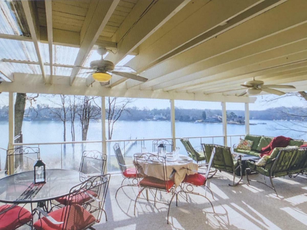 Laurel Grove Inn Riva Екстериор снимка