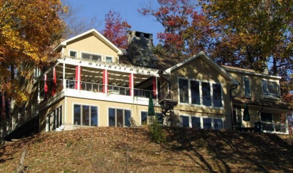 Laurel Grove Inn Riva Екстериор снимка